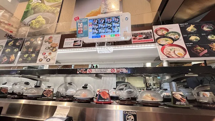 Kura Revolving Sushi Bar Picture 8