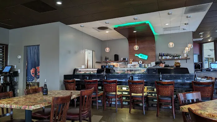 Fish In A Bottle Sushi & Grill Picture 10
