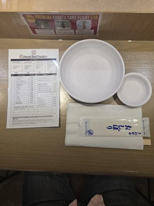 Hand Roll Factory Picture 6
