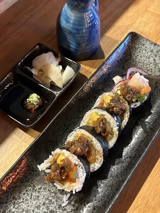 Hanabi Sushi Bar Picture 4