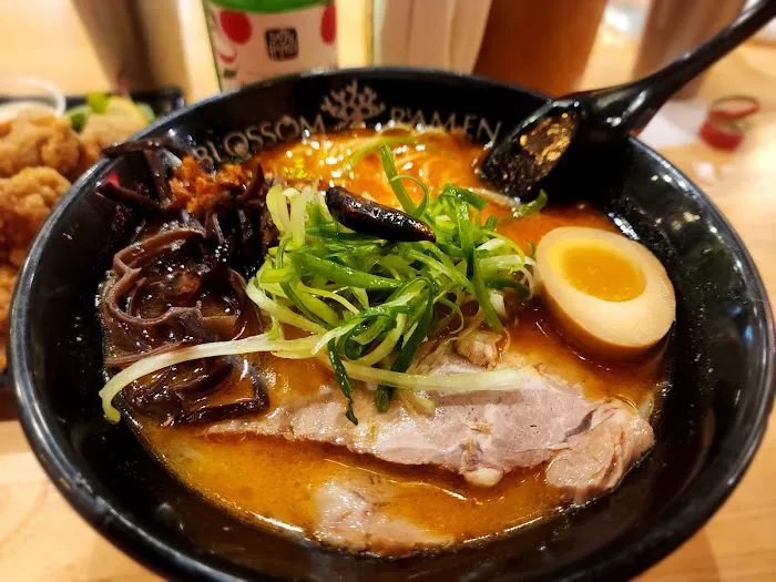 Blossom Ramen Picture 2