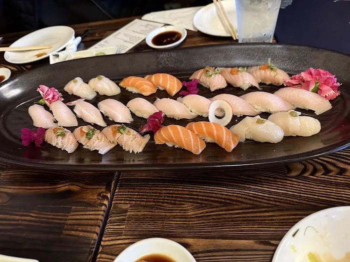 The Izaka-ya by Katsu-ya Manhattan Beach Picture 3