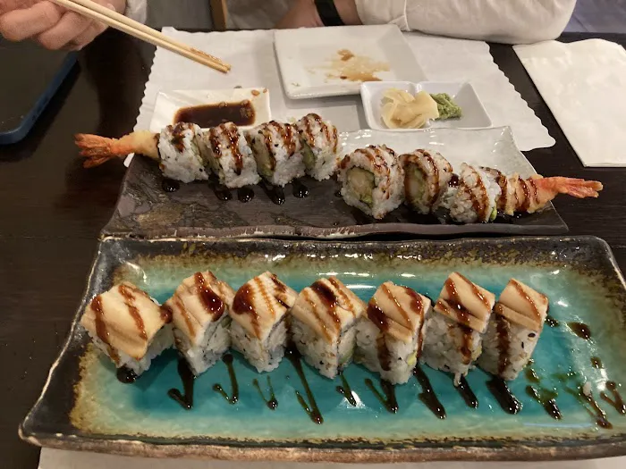 Moto Azabu Sushi Bar & Grill Picture 1