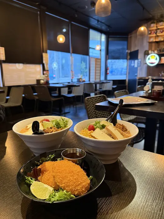 Ramen Melrose Picture 9