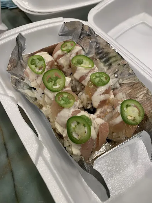 YU/MI Sushi Picture 4
