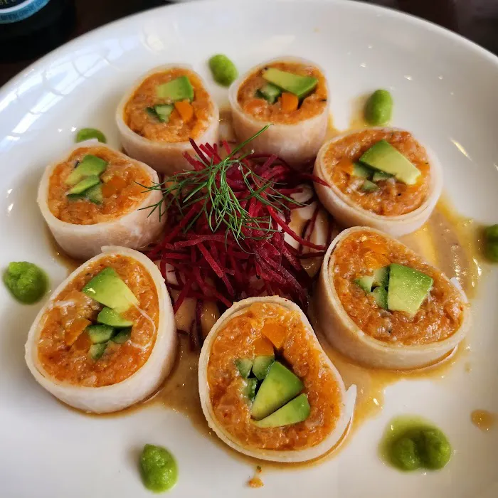 YU/MI Sushi Picture 6