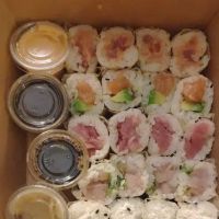 Paris Tokyo Sushi ico
