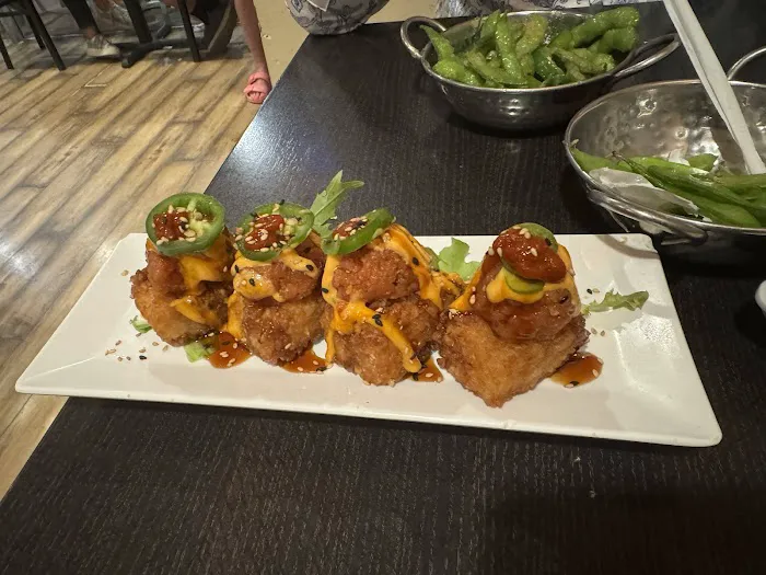Flyin Fin Sushi and Seafood Picture 7