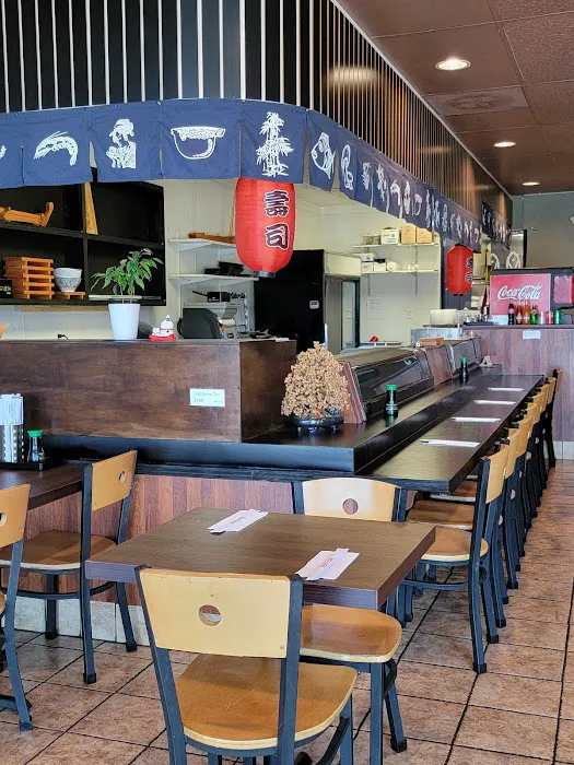 Sushi & Roll Picture 1