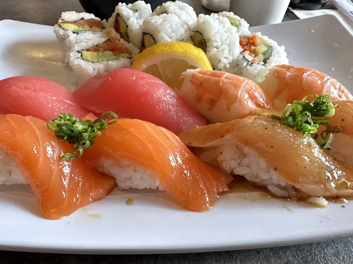 Maizuru AYCE Sushi Bar Picture 1