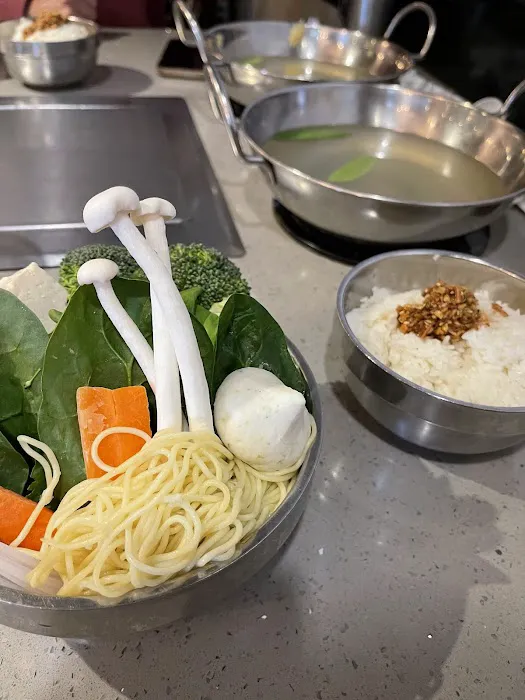 Miyabi Shabu and Grill Picture 3