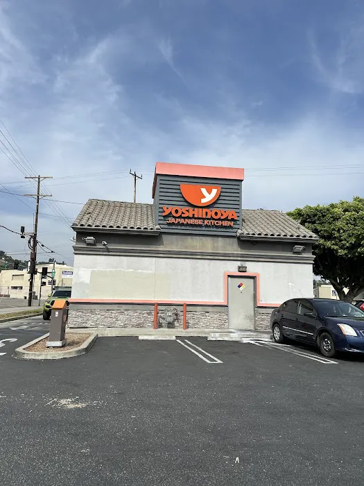 Yoshinoya - Lincoln Heights Picture 4