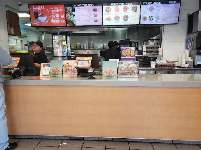 Yoshinoya - Lincoln Heights Picture 2