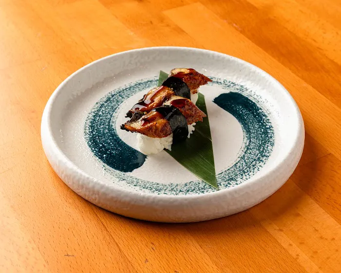 Cavi Sushi Picture 6