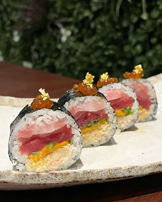 MAMA M SUSHI Picture 3