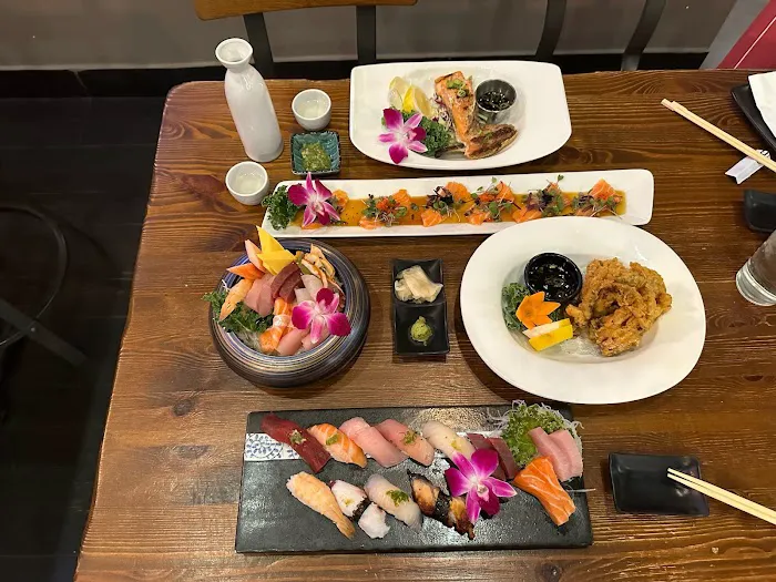 Oji Sushi & Sake Bar Picture 4