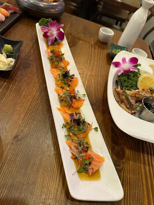 Oji Sushi & Sake Bar Picture 2