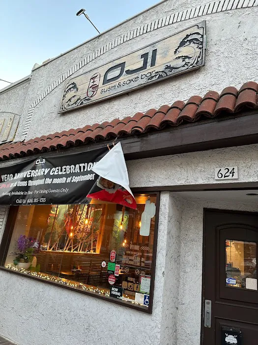 Oji Sushi & Sake Bar Picture 7