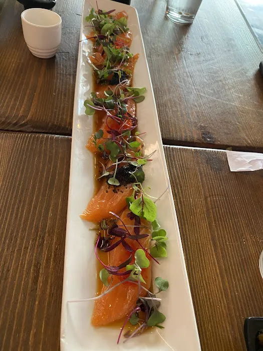 Oji Sushi & Sake Bar Picture 3