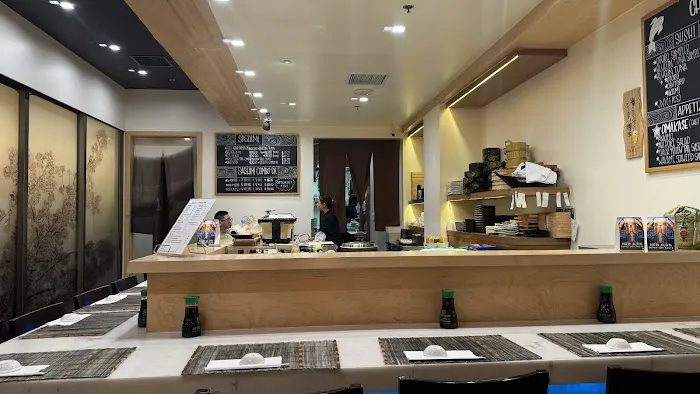 Totoyama Sushi & Ramen Hollywood Picture 10