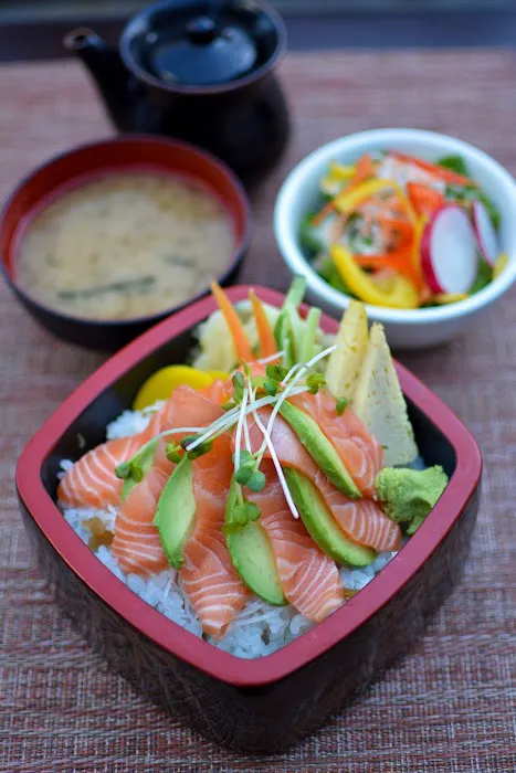 Totoyama Sushi & Ramen Hollywood Picture 1