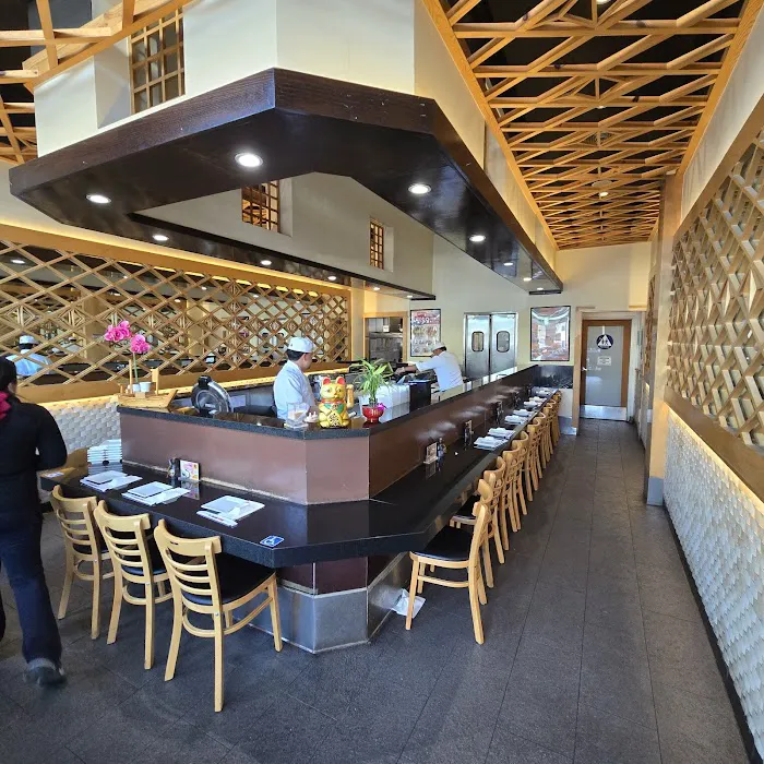 SushiStop Sawtelle North Picture 5