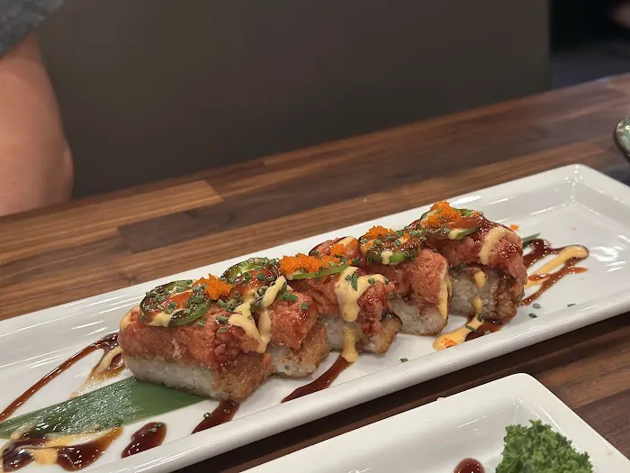 Crazy Rock'N Sushi - Covina Picture 4