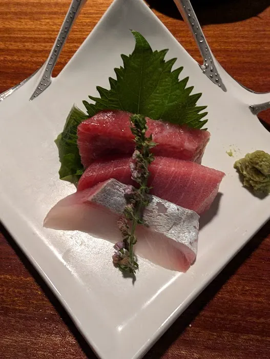 OoToro Sushi Japanese Restaurant Picture 2