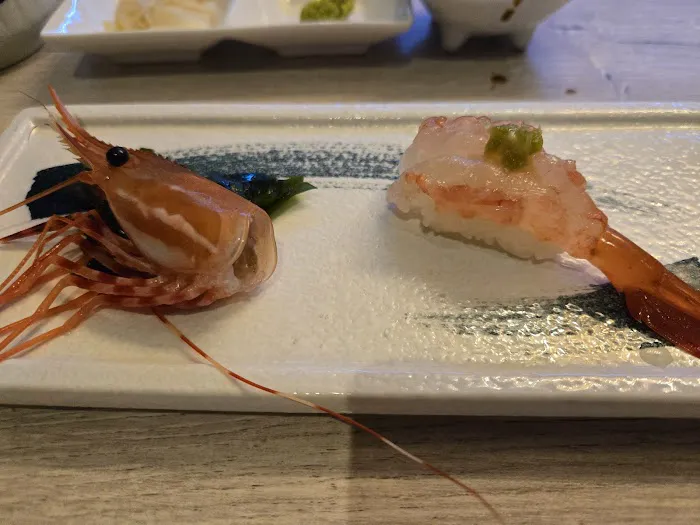 OoToro Sushi Japanese Restaurant Picture 5
