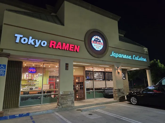 TOKYO RAMEN & Sushi Picture 5