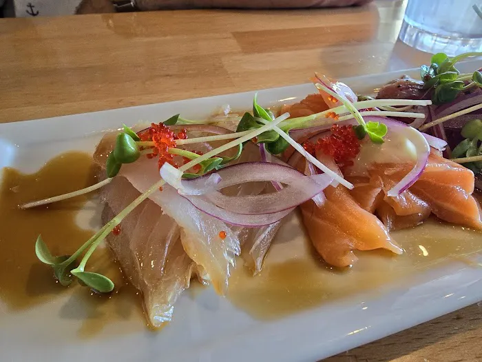 Tomikawa Sushi Bar Restaurant Picture 8