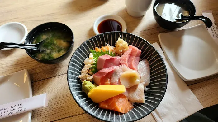 Kiyo Sushi & Sake Picture 4