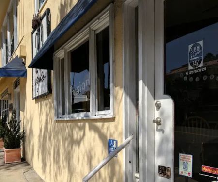 Miki Sushi & Sake