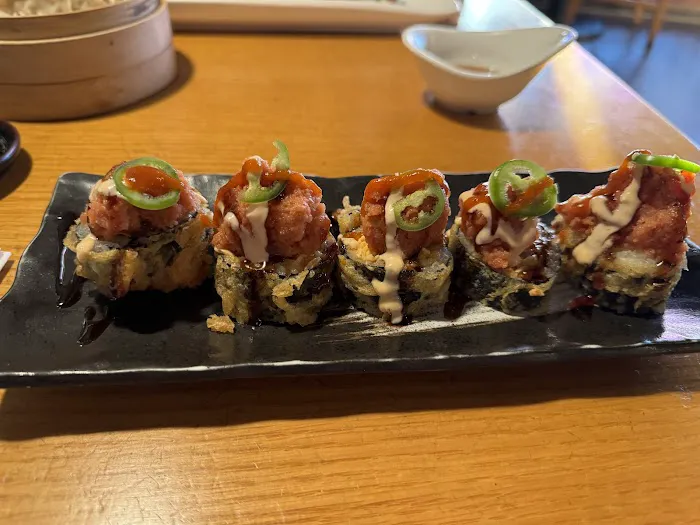 Oishi Sushi Picture 5