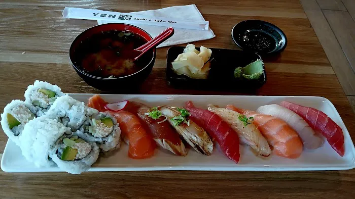Yen Sushi & Sake Bar Picture 1