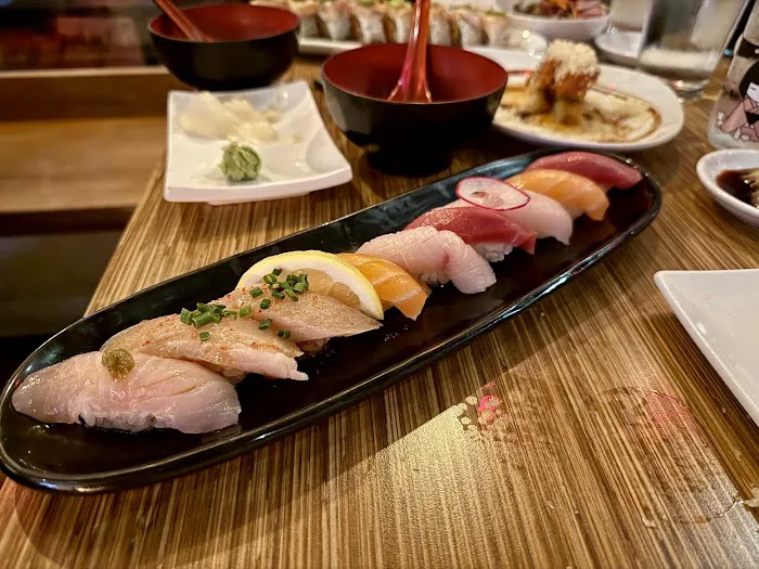 Kombu Sushi Picture 1