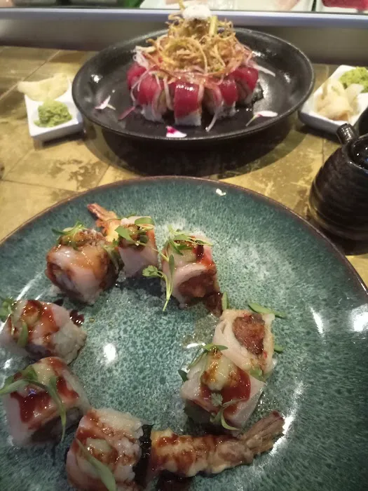 Wabi on Rose Picture 6