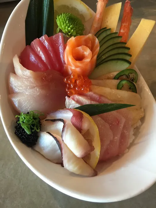 RIZE THAI SUSHI Picture 9