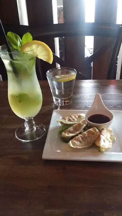 RIZE THAI SUSHI Picture 6