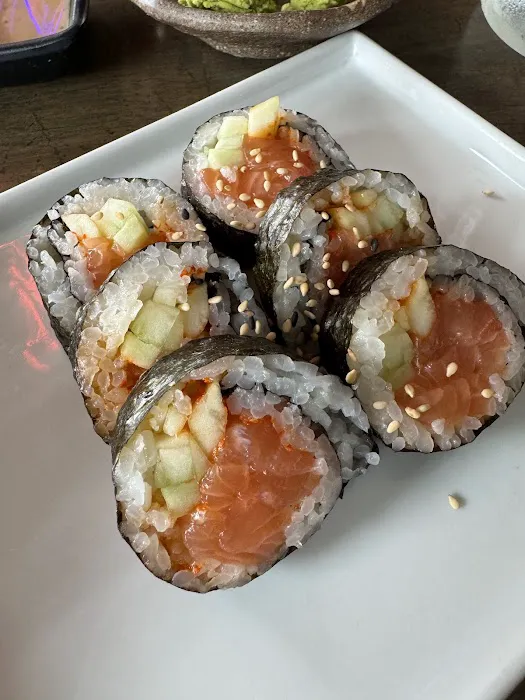 RIZE THAI SUSHI Picture 2