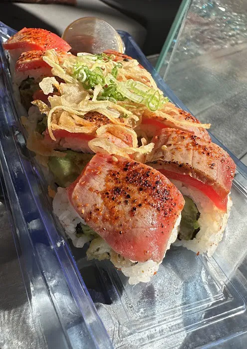 RIZE THAI SUSHI Picture 8