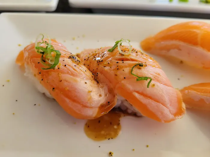 Nonstop Sushi & Sake Bar Santa Monica Picture 4