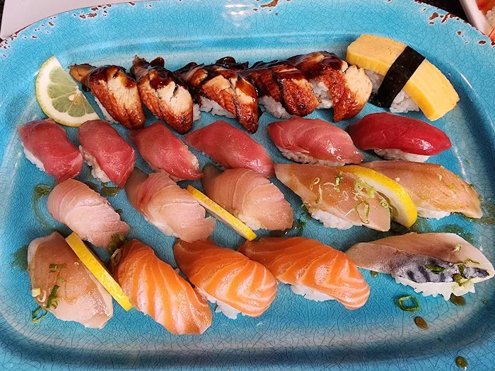 Nonstop Sushi & Sake Bar Santa Monica Picture 7