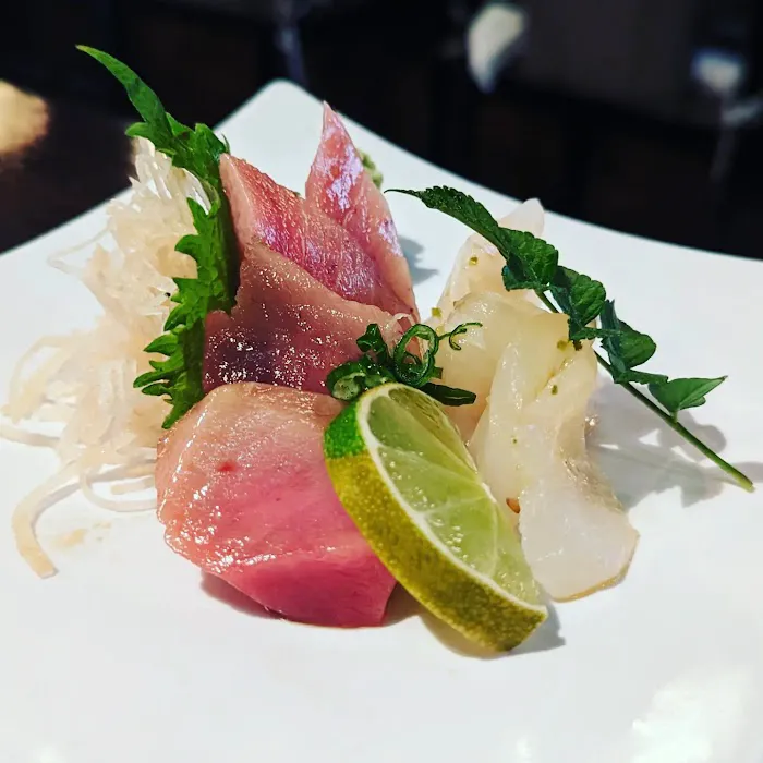 Ta-Ke Sushi Restaurant Picture 2