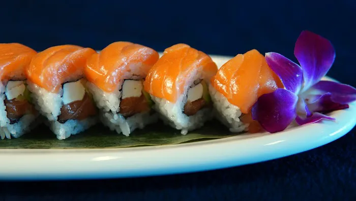 Sushi Factory Picture 1