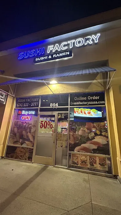 Sushi Factory Picture 6