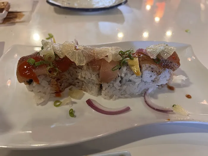 Sushi Sawa Picture 4