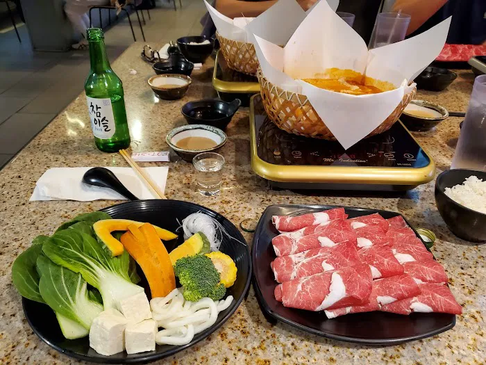 Paper Pot Shabu Shabu Picture 3