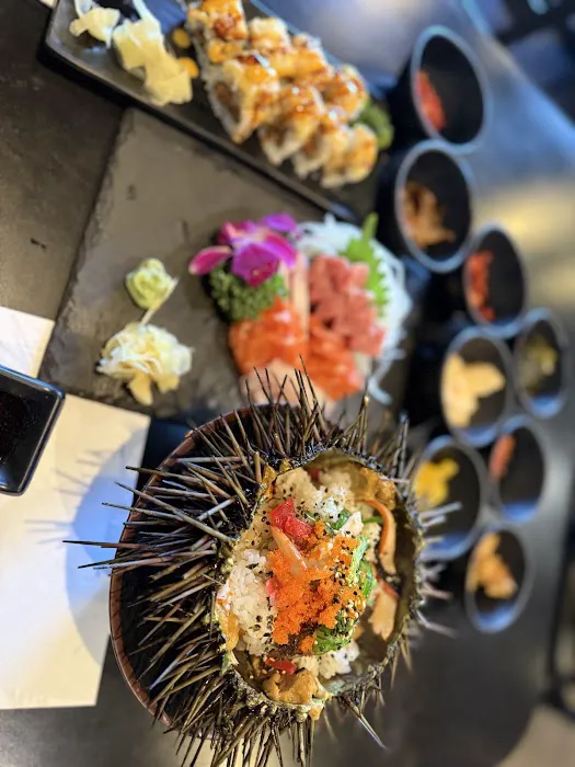 Mansun Sushi Picture 2