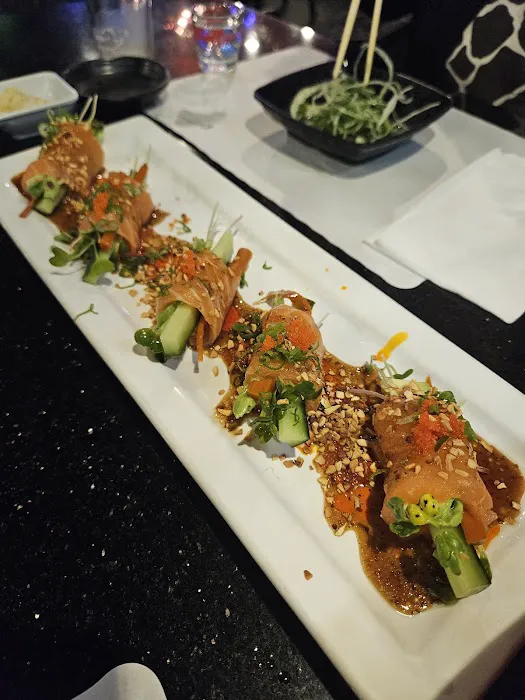 Fusion 2 Any 1 Sushi & Roll Picture 8